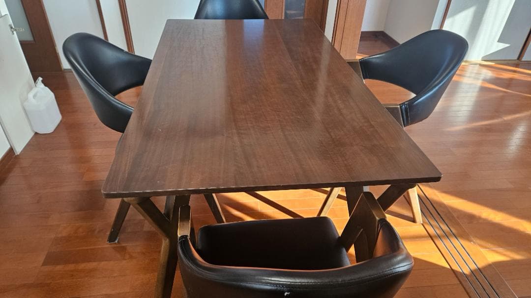 【関家具製】【岐阜引取】ダイニング5点セット4人掛けテーブルアームチェア