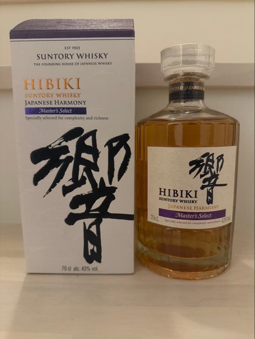 響 ジャパニーズハーモニー マスターズセレクト700ml 43% 楽天市場】響ジャパニーズハーモニー マスターズセレクト 意匠ボトル