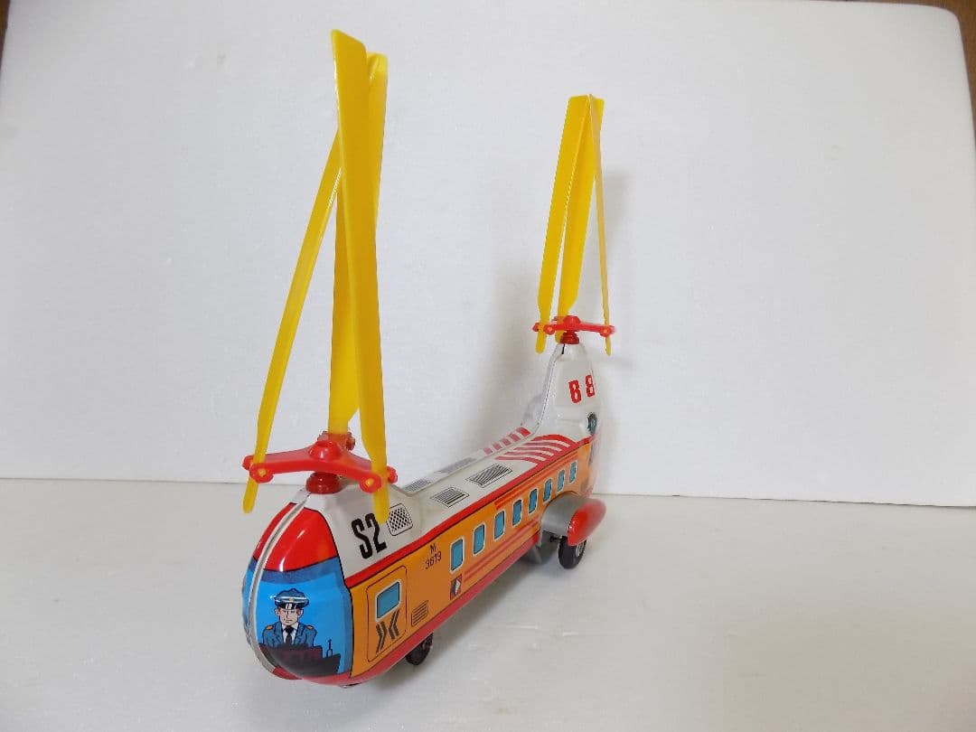 ブリキHAJI 電動　AIR TAXI HELICOPTER 動作品