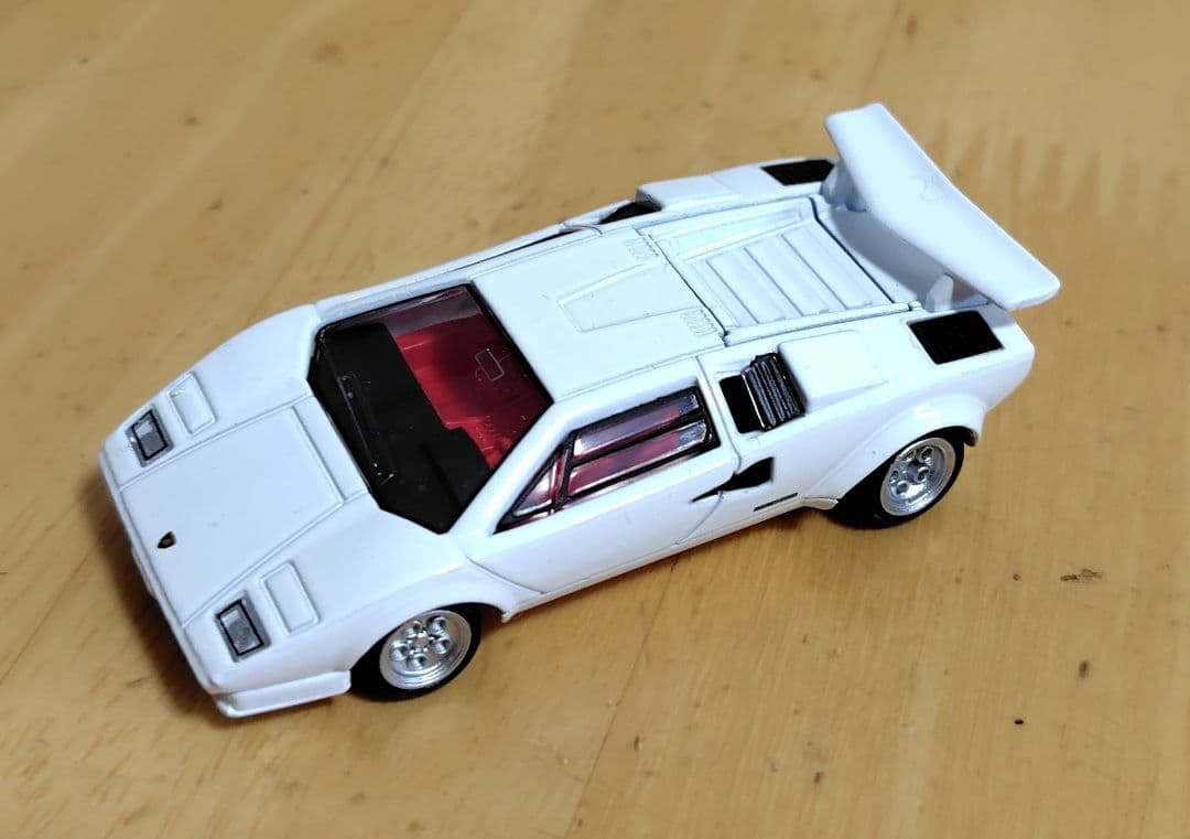 トミカガレージ ランボルギーニ カウンタック LP500S付き