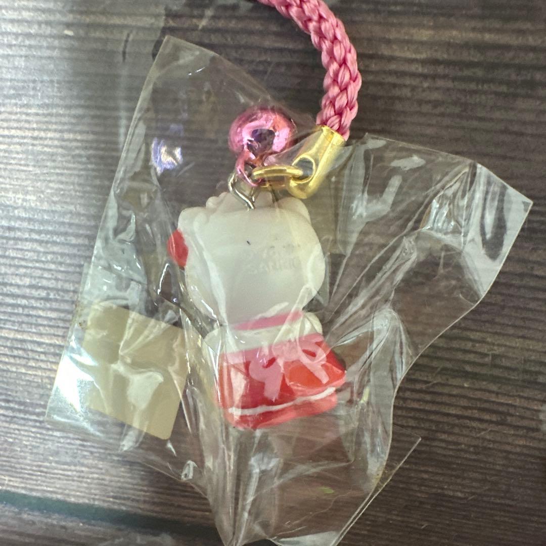 ハローキティ 根付け ウエイトレス 激レア サンリオ 入手困難