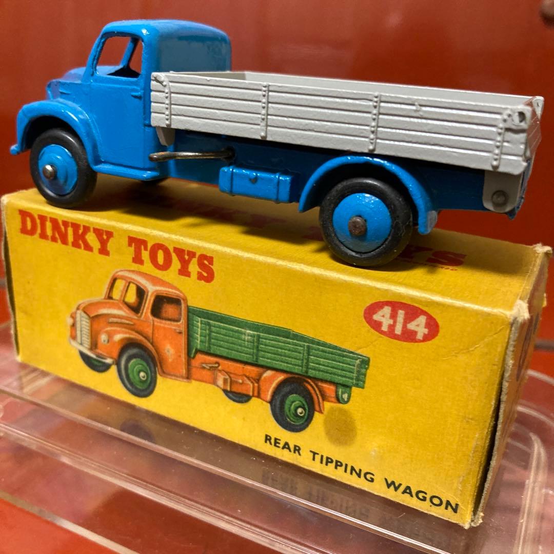 Dinky Toys 414 青いリアティッピングワゴン