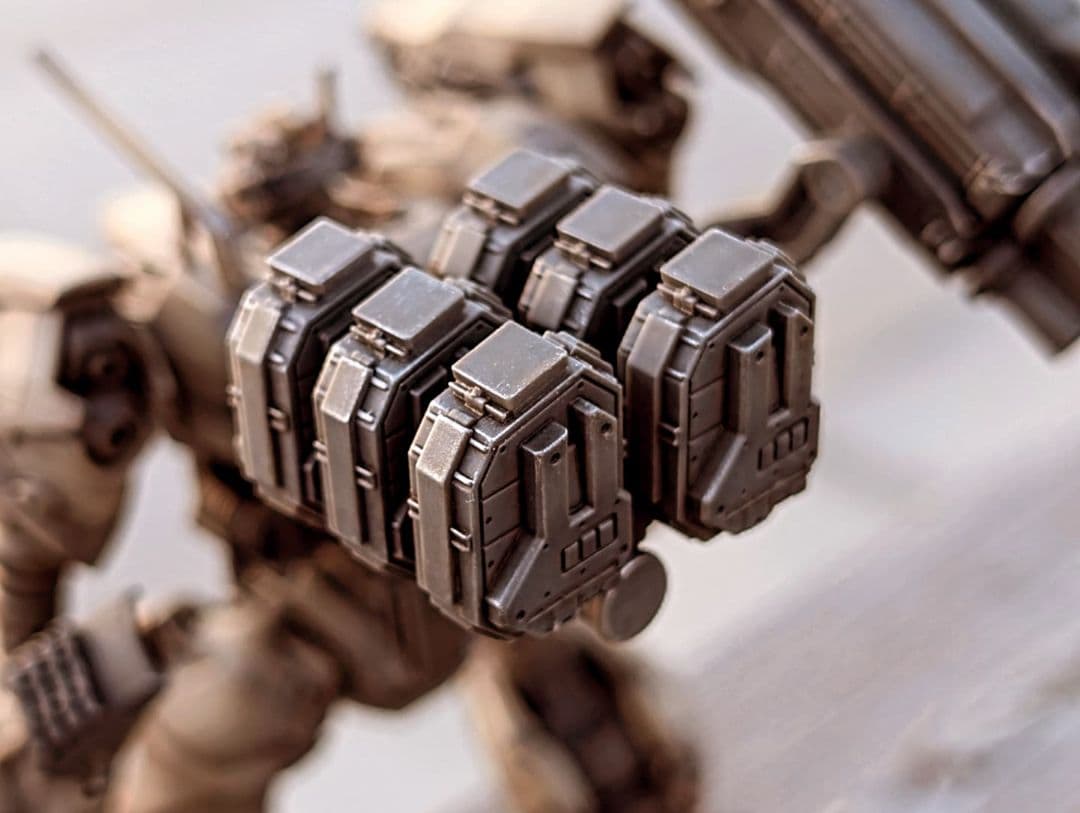 30MM アーマード・コア6 ナイトフォール 完成品 成形色ウェザリング仕上げ