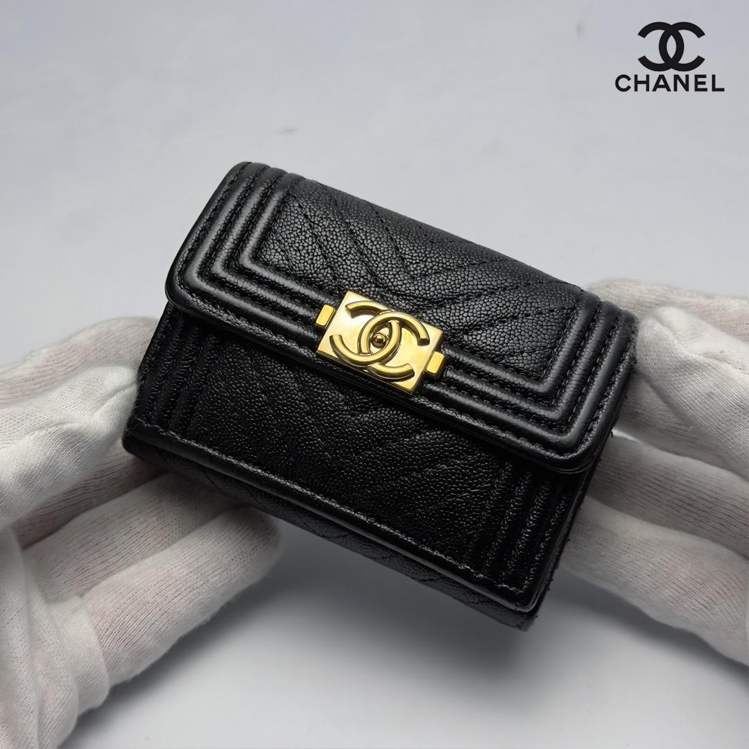 正規品 CHANEL ボーイシャネル ジェブロン Wホック 三つ折り財布