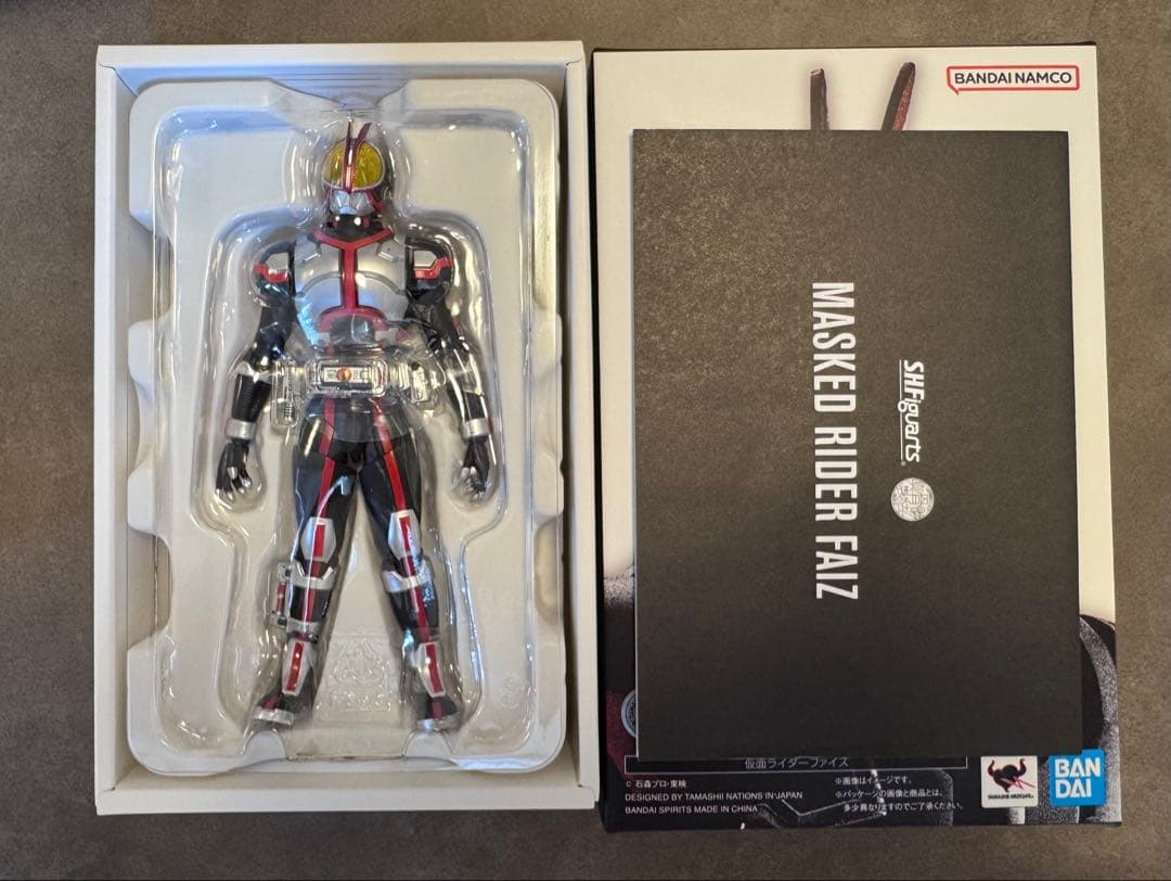 【新品未使用】S.H.Figuarts 真骨彫製法 仮面ライダー555