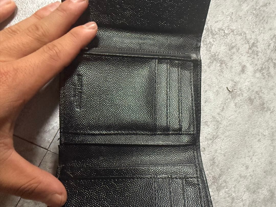 YSL ブラックレザー 三つ折り財布