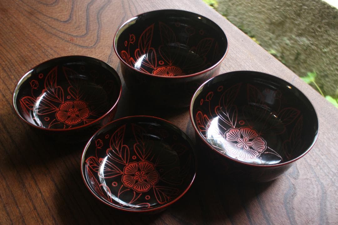 時代逸品！端正な爪朱黒漆に風情ある木芙蓉文の美しい吉野塗の四つ椀（検懐石道具京塗