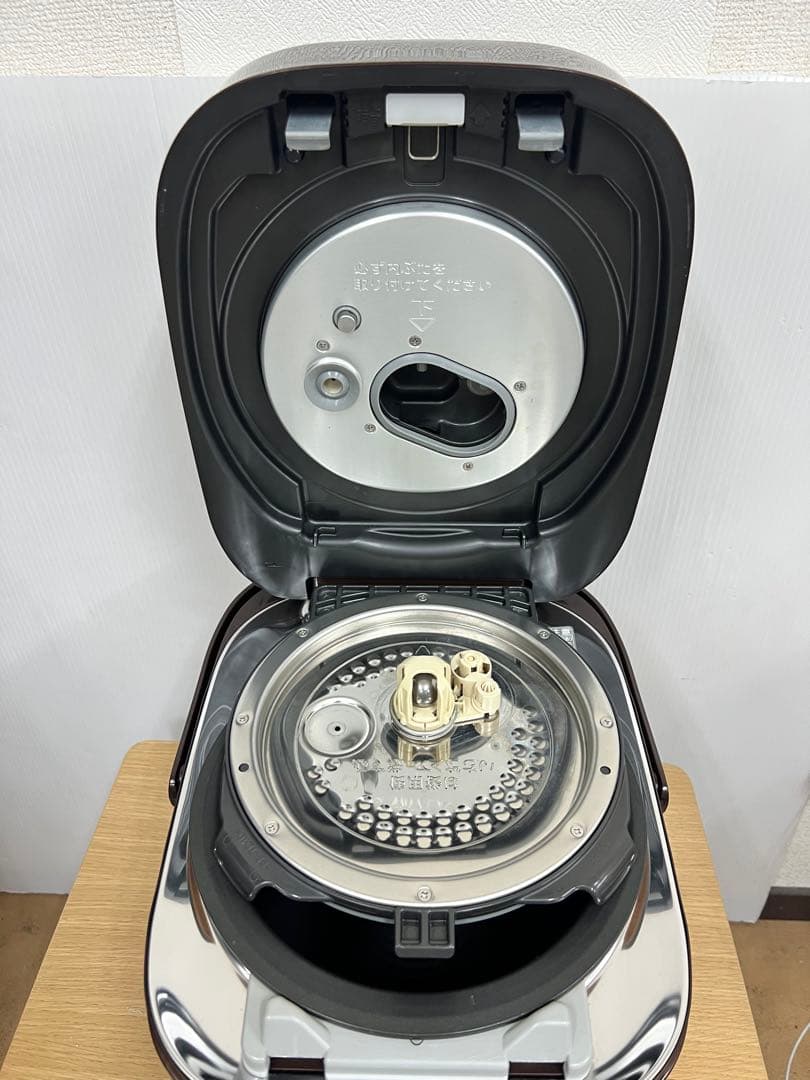 TOSHIBA 真空圧力IH炊飯器 RC-10VXS 3.0L 炊飯ジャ