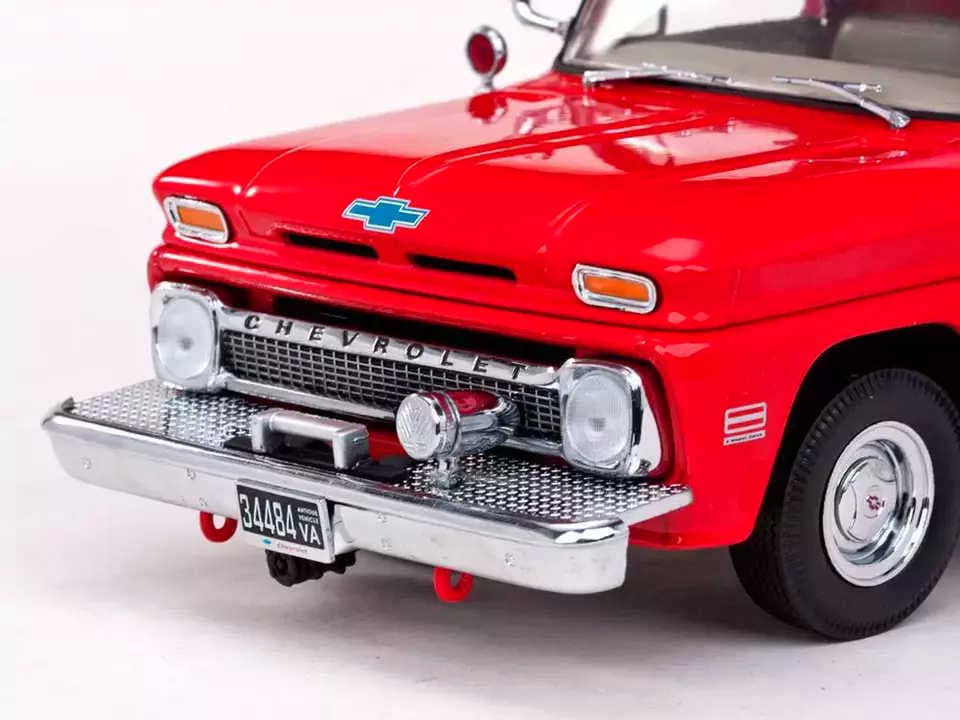 1/18 シボレー C-20 消防車 1965 レッド SunStar製ミニカー