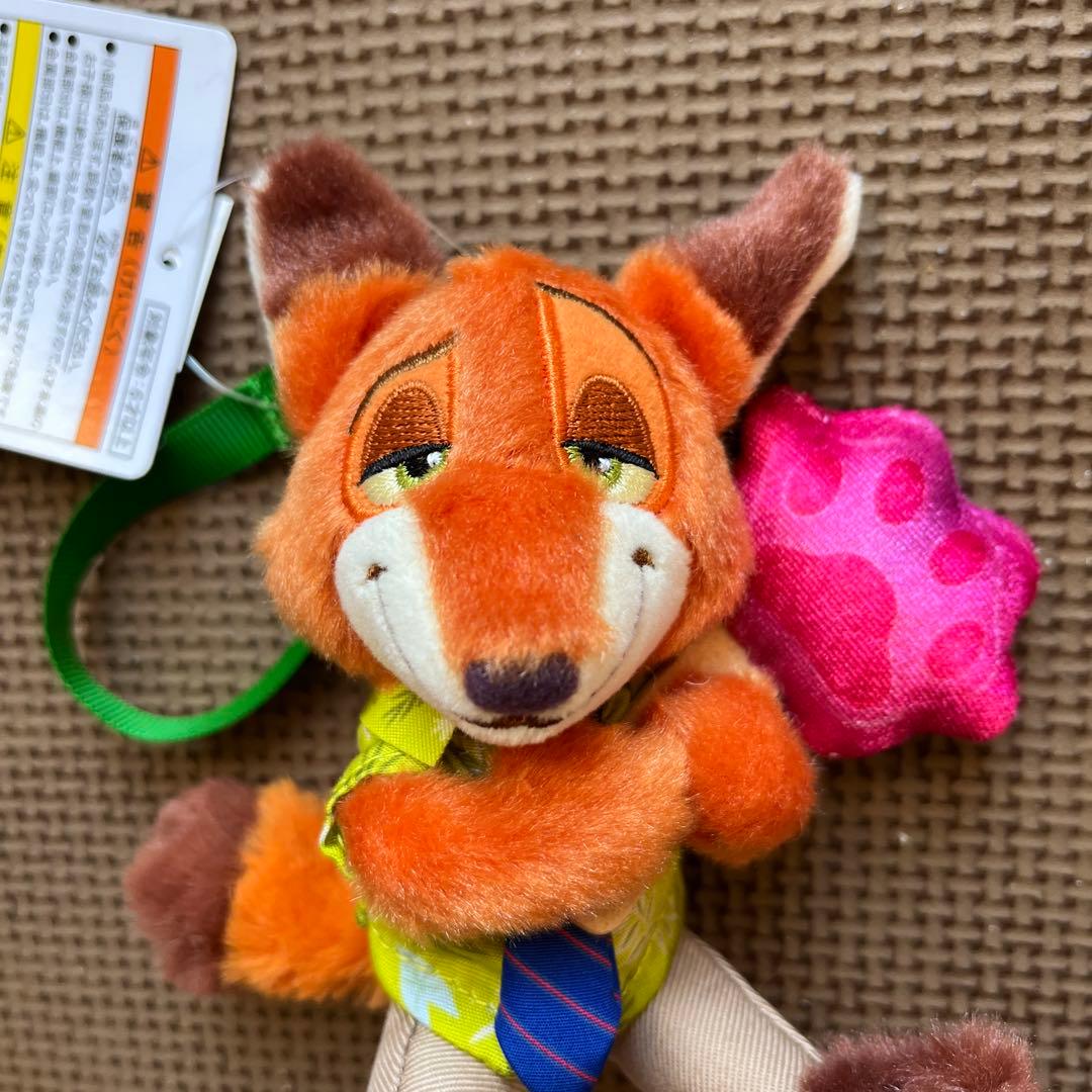 ディズニー ズートピア ニックぬいぐるみチャーム 肉球アイス