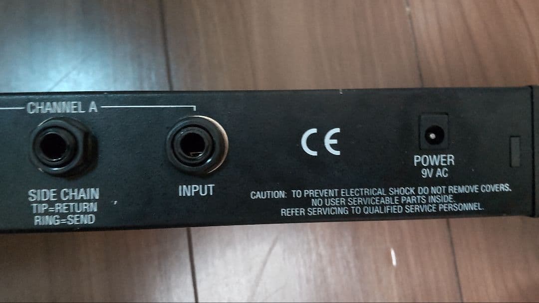 配信機器・PA機器・レコーディング機器 Alesis 3630 Compressor