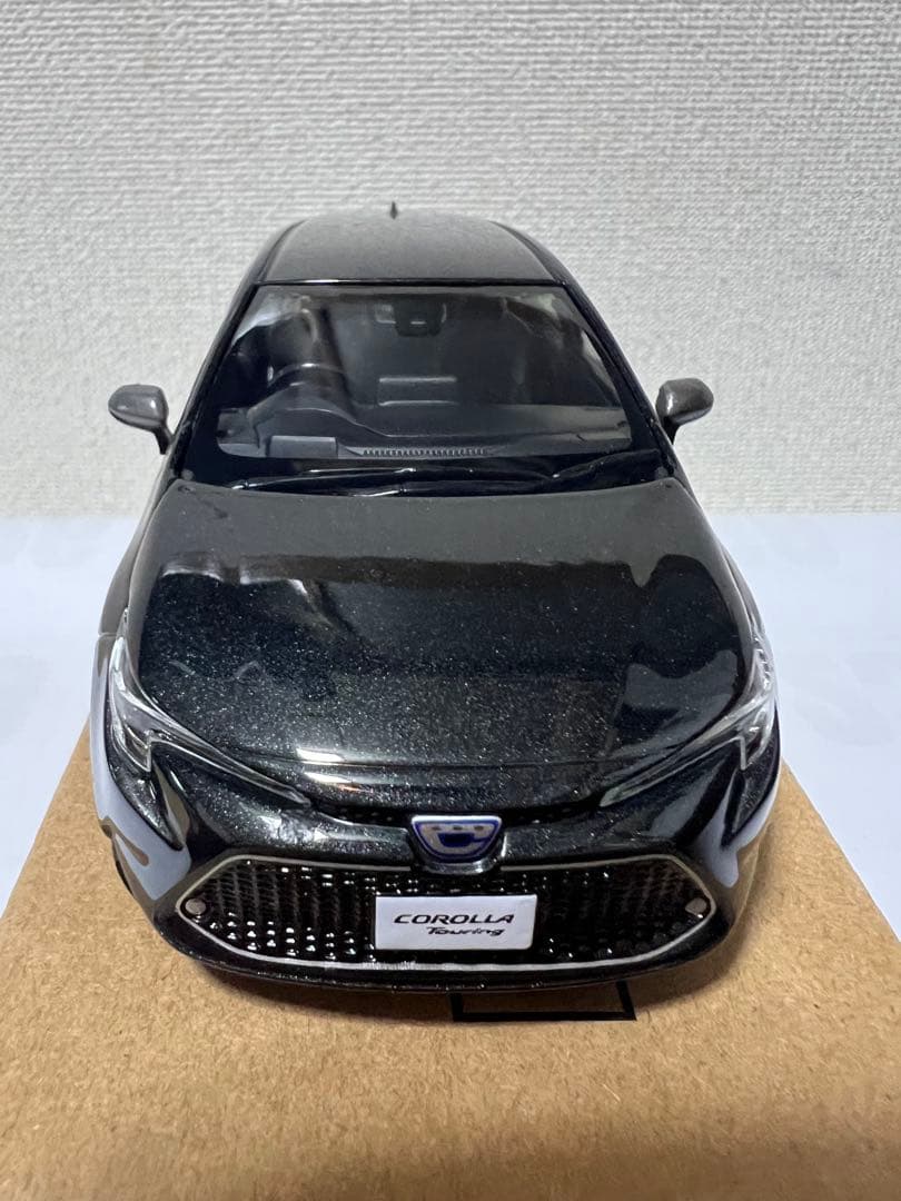 【非売品】 トヨタ カローラ 1/30ブラック ミニカー