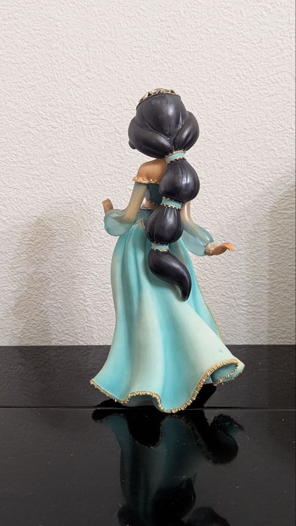 ディズニー・ショーケースコレクション ジャスミン フィギュア