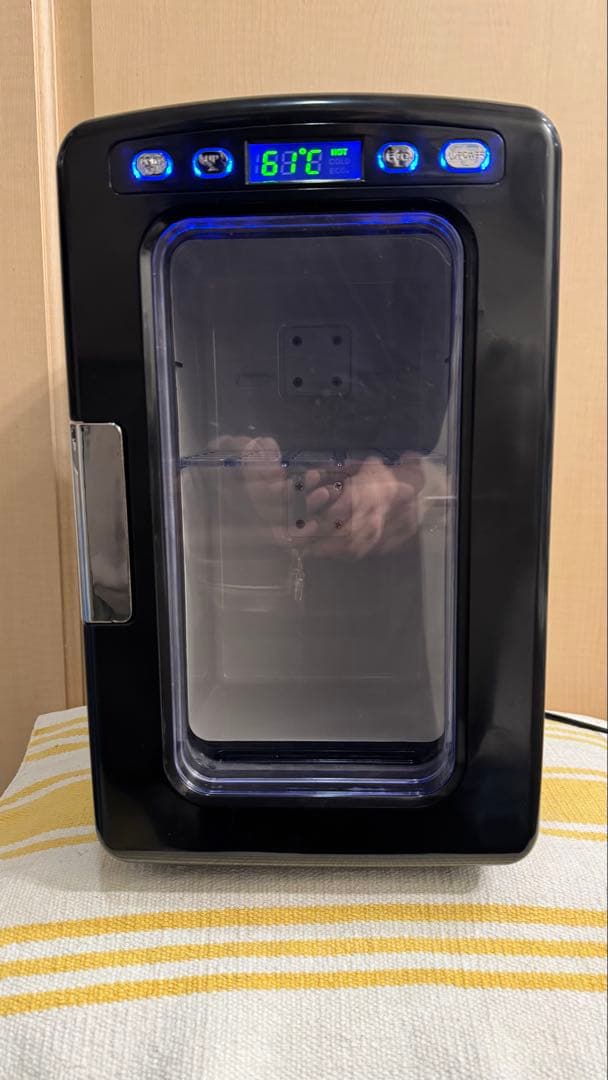 【ほぼ新品】家庭＆車載冷温庫10L氷点下-2～60℃保温保冷家庭＆車載用コード付