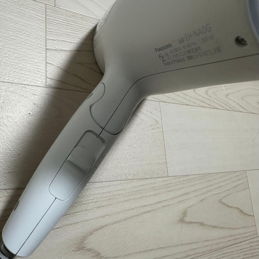 パナソニック　ドライヤー　ナノイー　EH-NA0G ホワイト