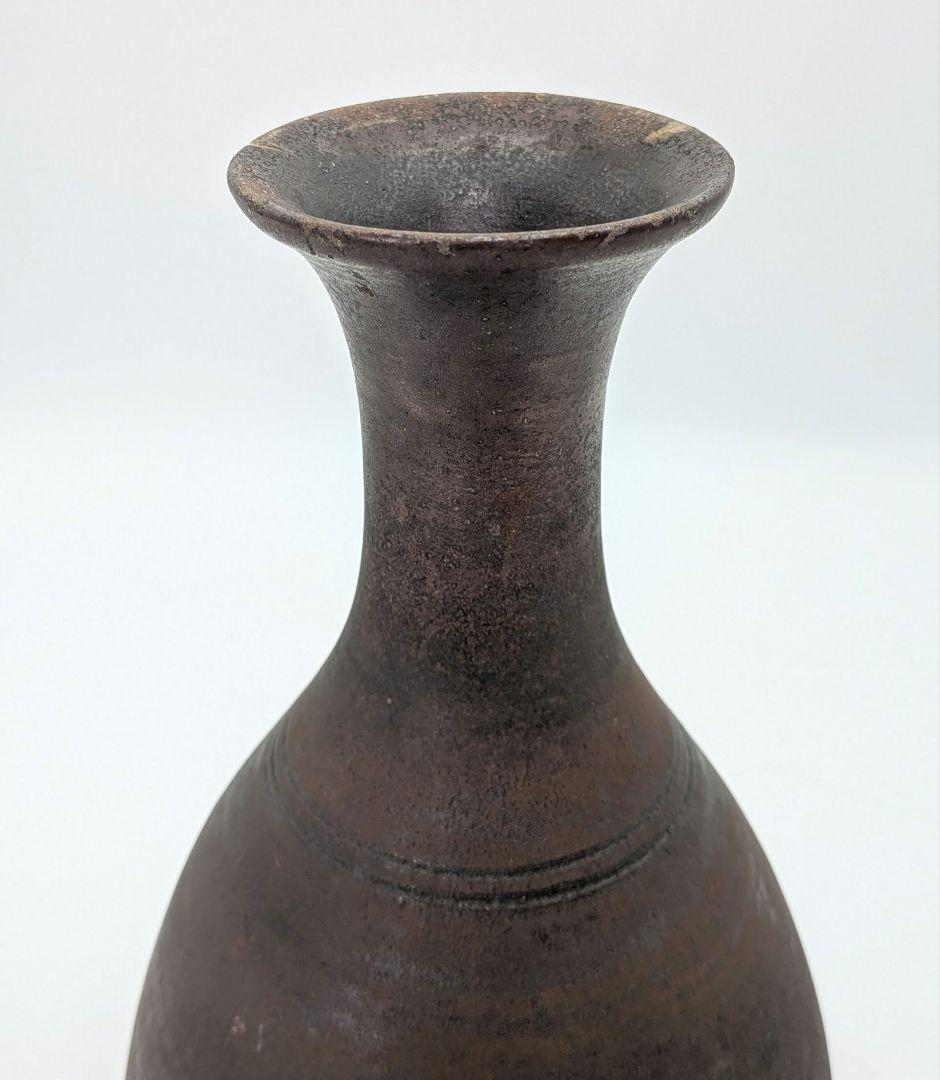 中里重利 唐津焼 黒陶花入 共箱（四方桟組箱） 花器 花瓶 フラワーベース 置物