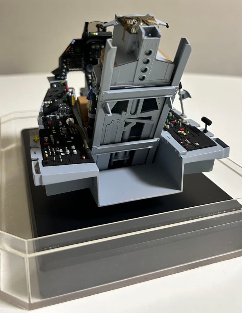 完成品】1/12 エッシー F-16 コックピット