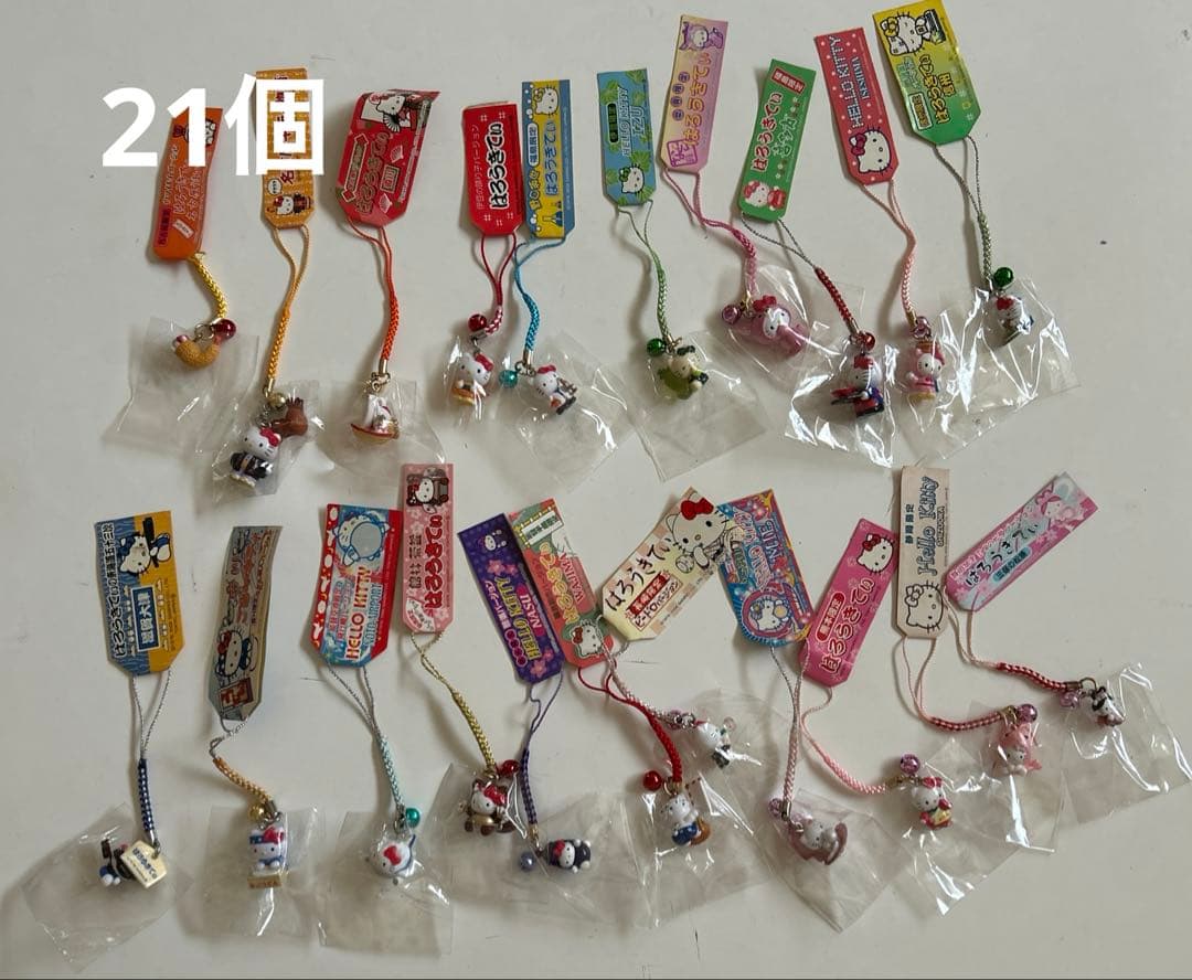 ご当地キティ　根付け　101個