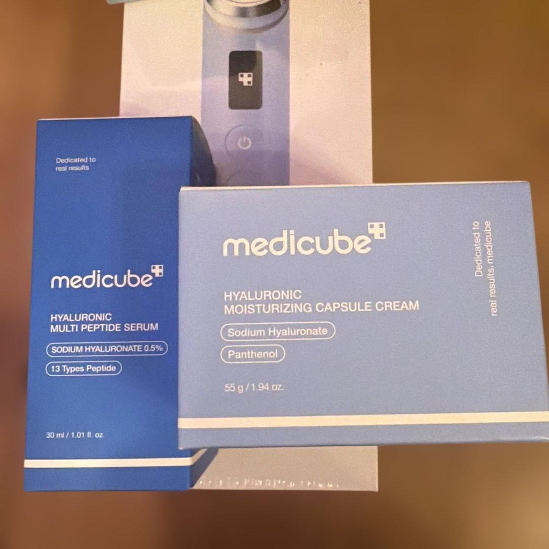 medicube ブースタープロ nanaさん 水色 限定色 美顔器 Qoo10メガ割で
