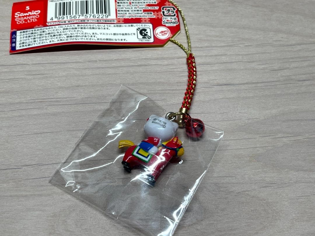 ご当地キティ　ハローキティ 長野・岐阜限定　根付けストラップ