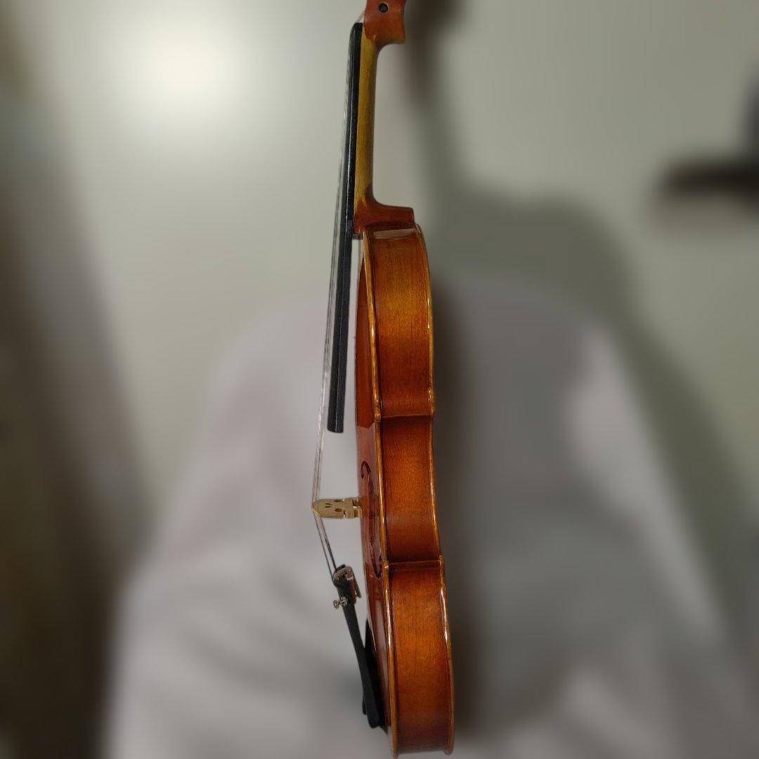 ♥スズキバイオリン4/4♥品番200♥製造年2000年♥弓、ケ―ス、松脂付き