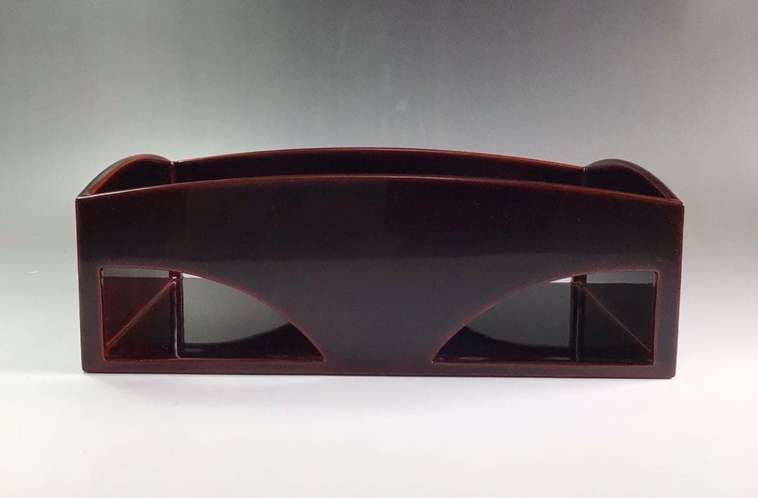 Ｐ９２１　莨盆　『鈴木松栄作』『溜塗』『而妙斎好』『独楽透し』　共箱　茶道具