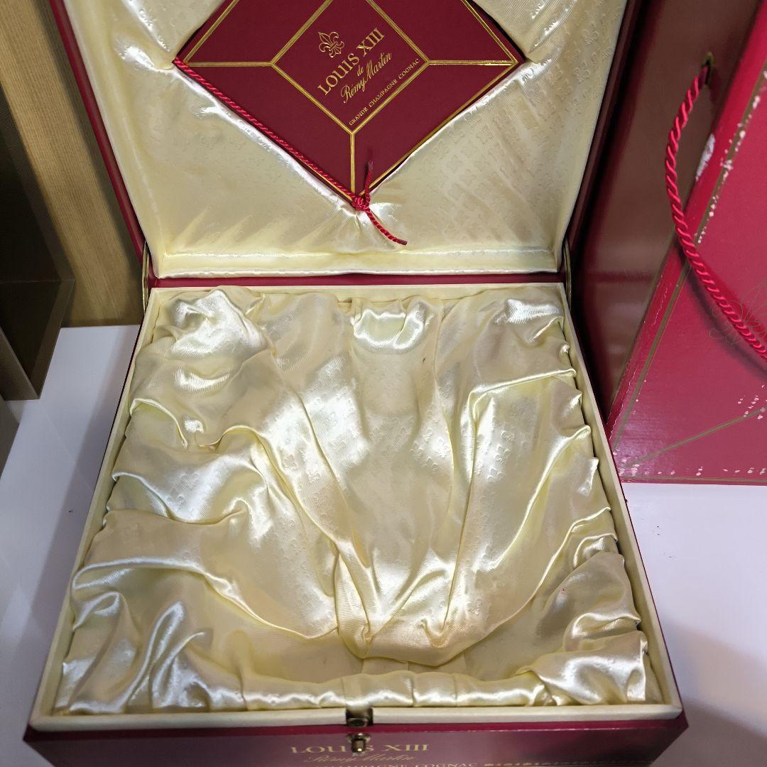 ヘネシー パラディス、ルイ13世（専用箱、外箱付き)ので2本セット