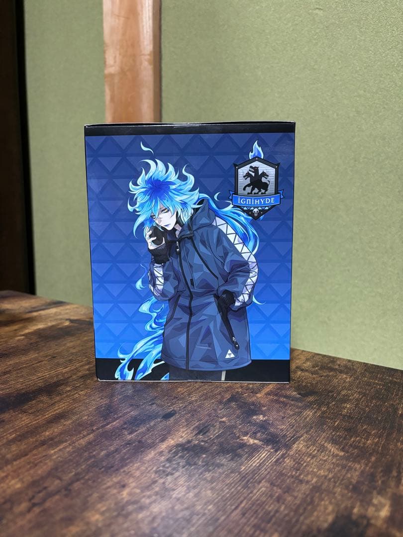 ツイステットワンダーランド イデア・シュラウド フィギュア Amazon.co