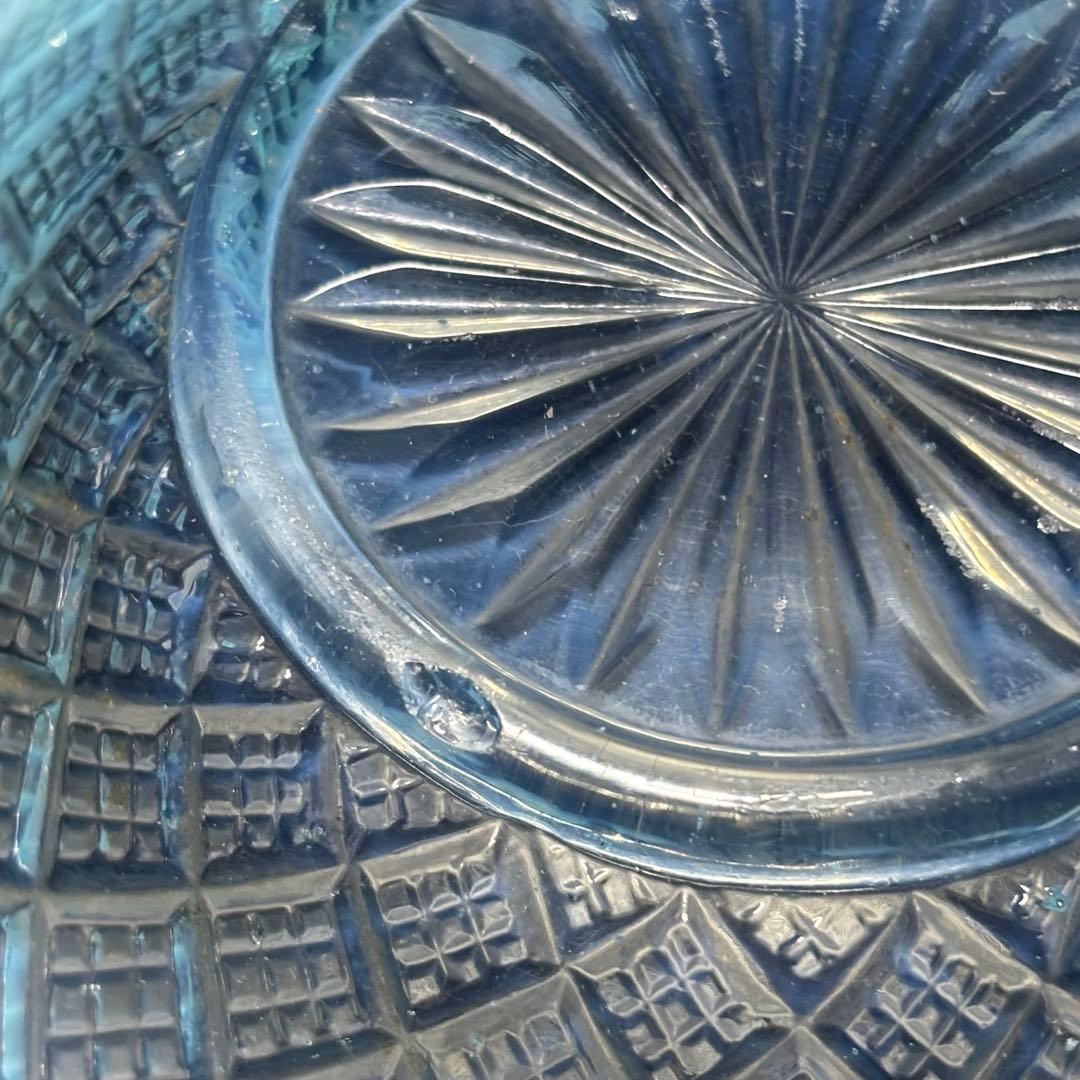 ☆明治/大正ガラス！綺麗なブルーに乳白ぼかし小鉢/気泡ガラス/氷コップ/2