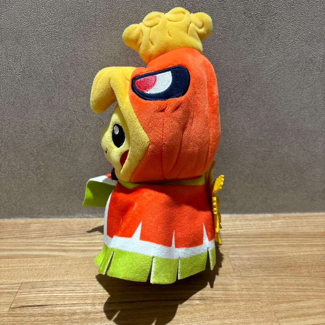 【廃盤/2016年】ホウオウのポンチョを着たピカチュウ　ぬいぐるみ