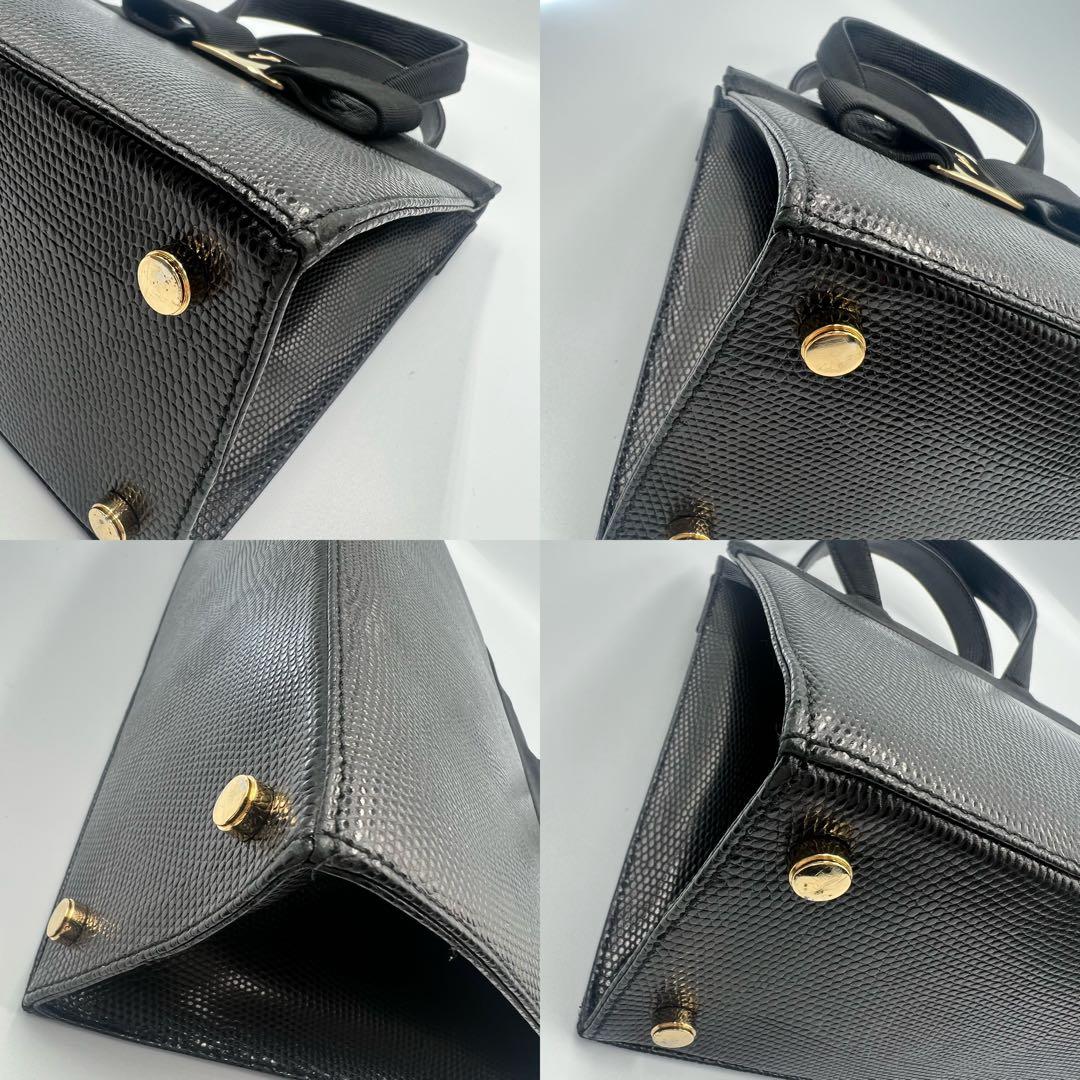 フェラガモ ヴァラ金具 型押し ハンドバッグ 黒 レザー ゴールド