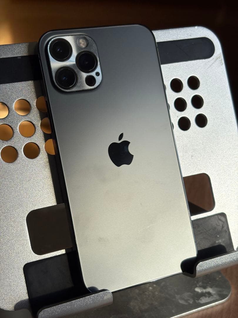 超美品】Apple iPhone 12 PROグラファイト トリプルカメラ