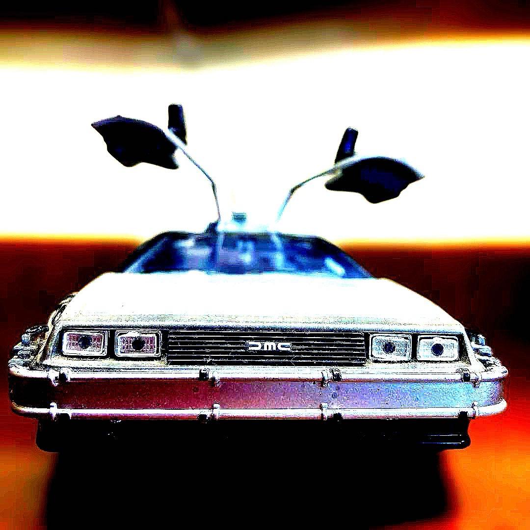 【 超稀少品 極 】 バックトゥザフューチャー　デロリアン