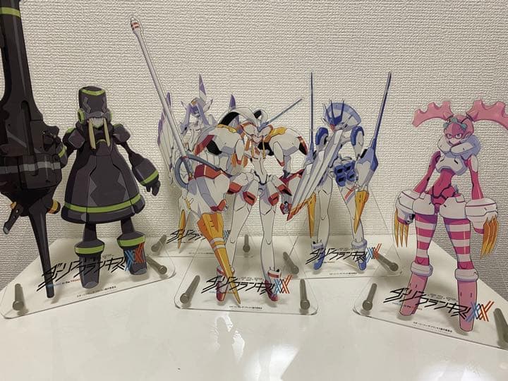 ダーリンインザフランキス アクリルスタンド ダリフラ ゼロツー フィギュア