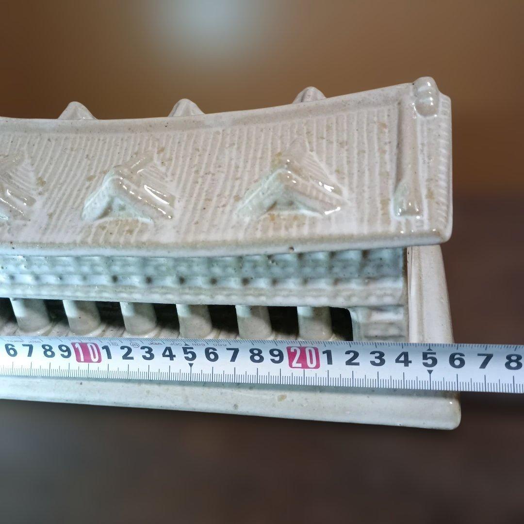 天理教教祖七十年祭記念 　昭和三十一年 　　陶器の建物模型