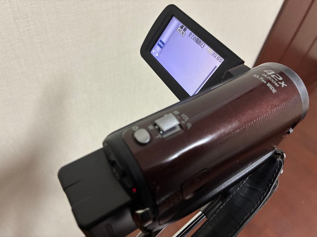 Panasonic HDC-TM45 ビデオカメラ (三脚おまけ付き)