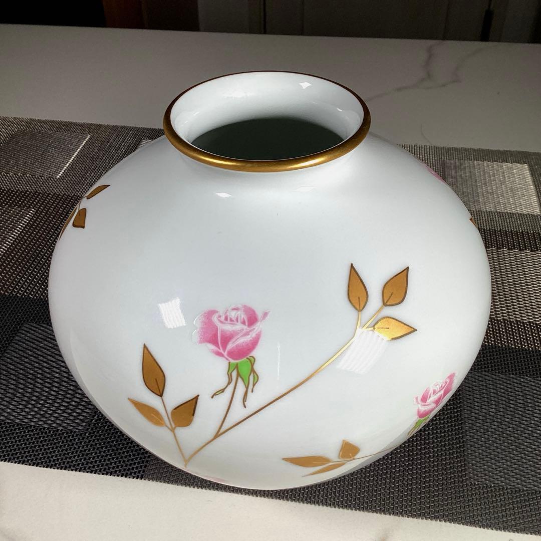 暮らしのうー特価』 『保管痛み』 香蘭社 『薔薇』 花瓶 - メルカリ