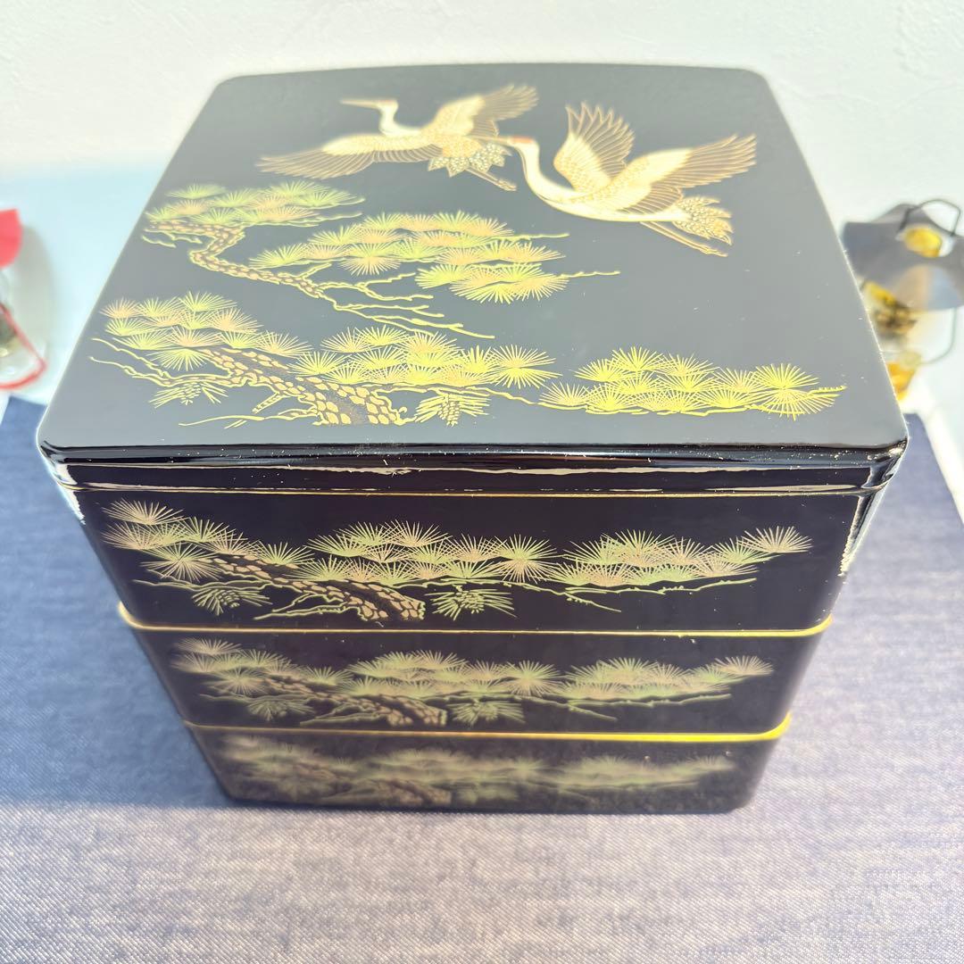 新品未使用 会津塗 3段重箱 松に鶴 蒔絵 黒内朱 6.5寸 昭和レトロ