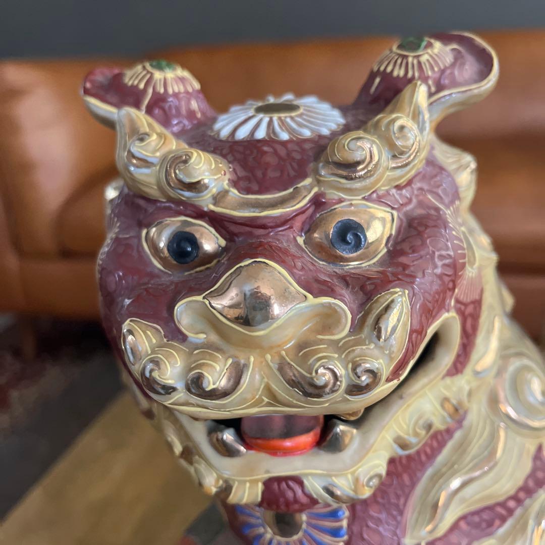 陶器製 獅子像 花模様付き - メルカリ