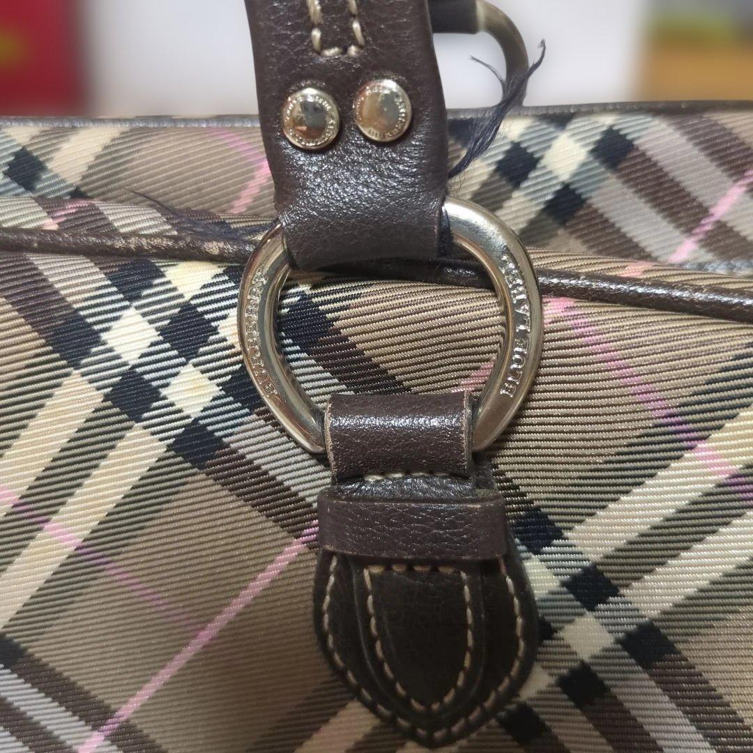 BURBERRY　チェック柄ハンドバッグ（ボストン型）