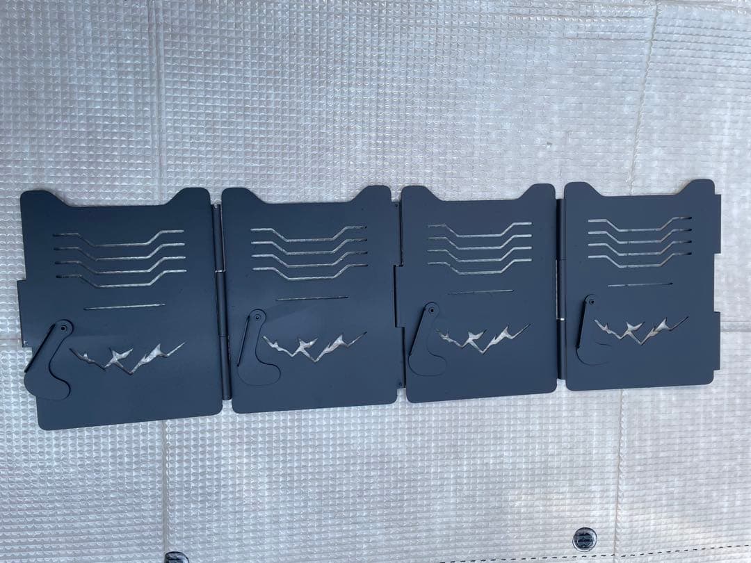 スームルームアーチ型焚き火台 サンゾー工務店ロダン型