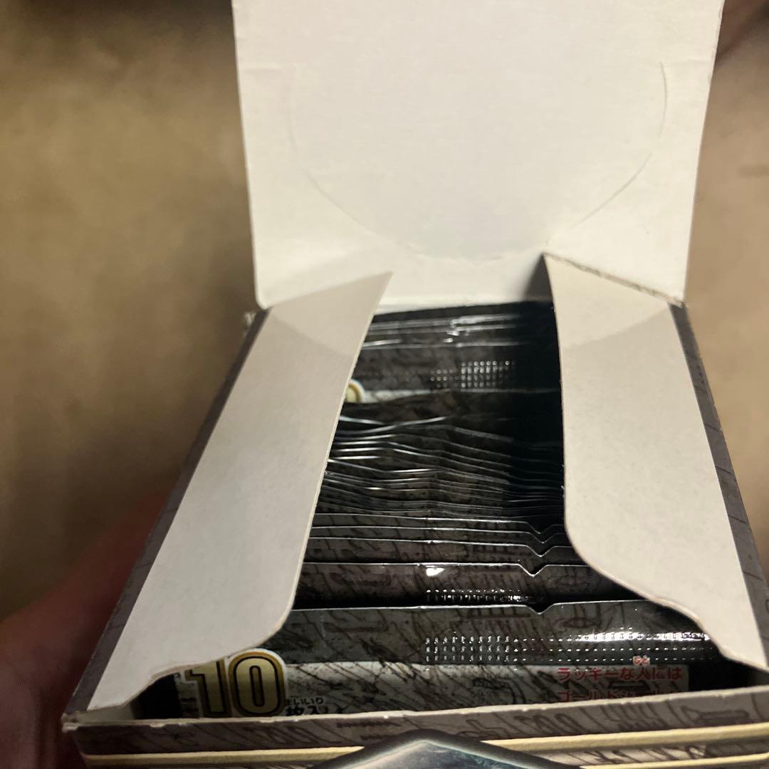 ス*)様 【激レアセール】遊戯王OCG アマダ　シール烈伝　28パック