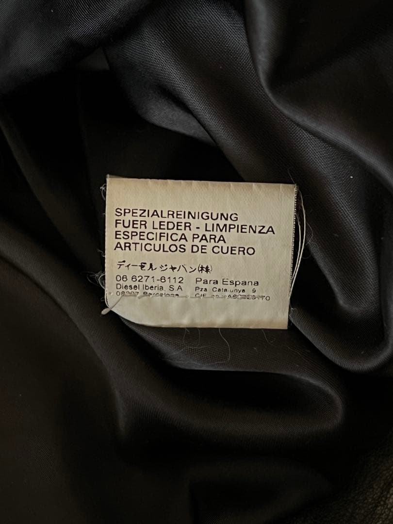 美品 DIESEL 本革 革ジャン M ダメージ加工 - メルカリ