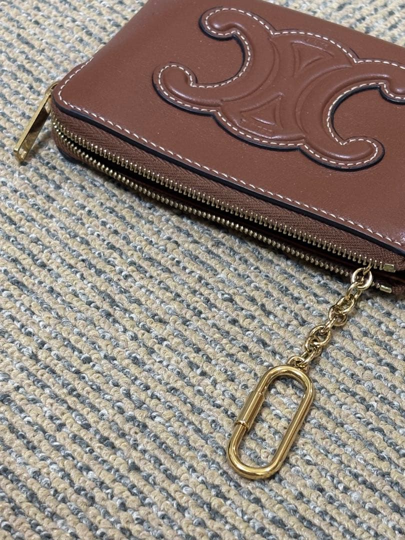 CELINE(セリーヌ) キュイルトリオンフ ケース バッグチャーム