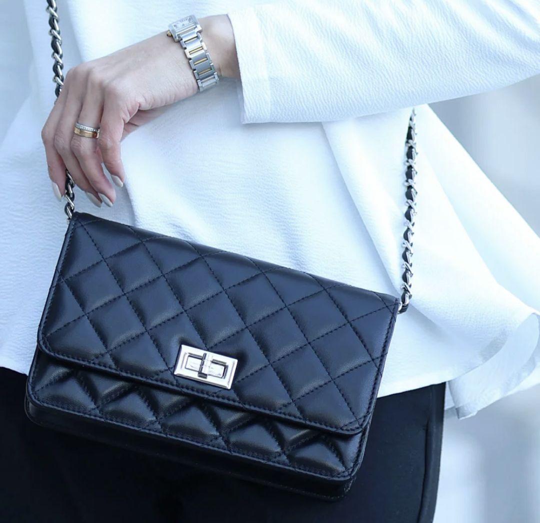 本革 キルティングチェーンバッグ　Oggia オッジア