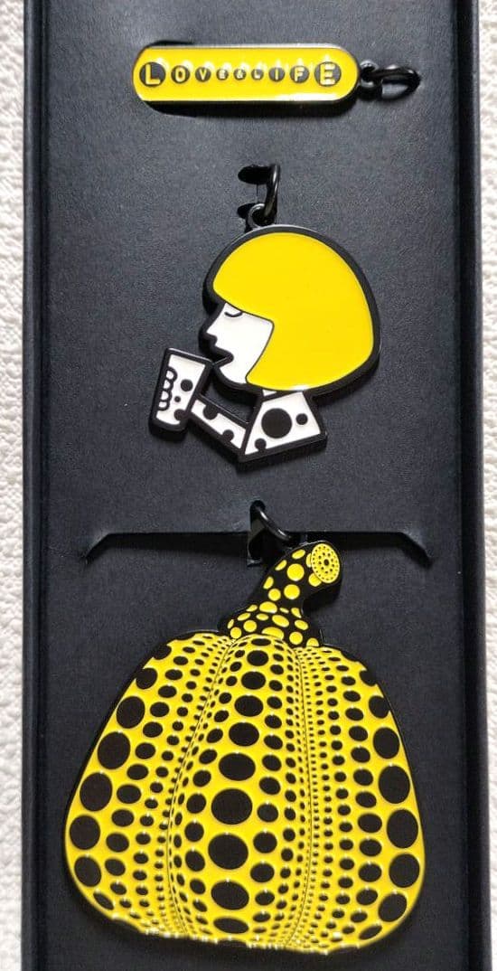 草間彌生／喜茶：LOVE＆LIFE』キーホルダー（CHINA