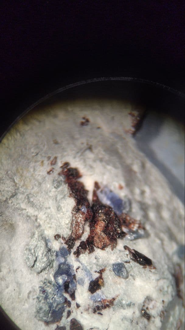 ベニトアイト、ネプチュナイト アメリカ合衆国産 1084