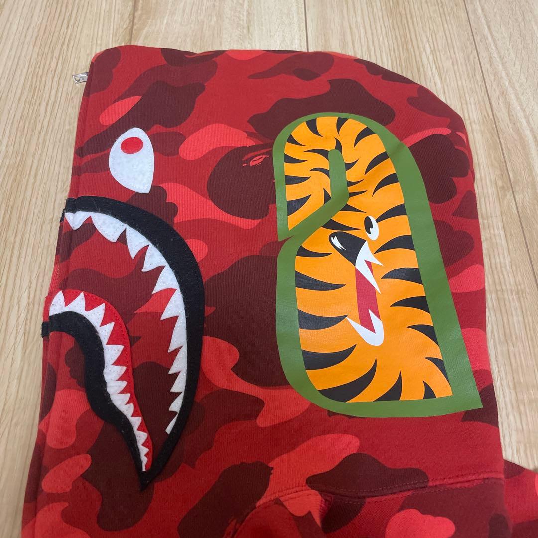 Bathing ape エイプシャークフードパーカー