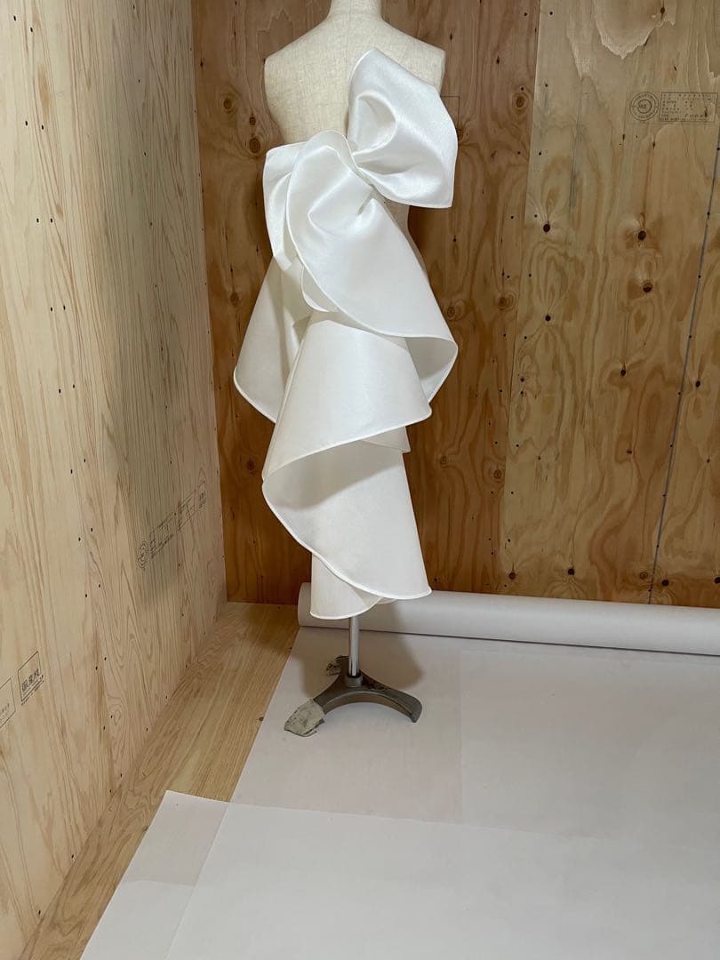 【〜1/7までKoko】アントニオリーヴァ風　バックリボン　バックトレーン