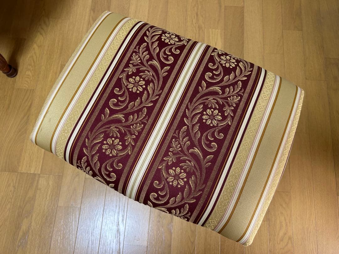 【メルカリ便】2点セット　猫脚　クラシックデザイン ストライプスツール